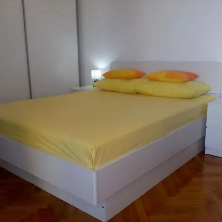 Leo Jesenice (Split-Dalmatia)